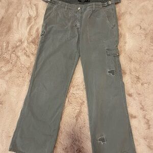 Women’s Gray Cargo Pants